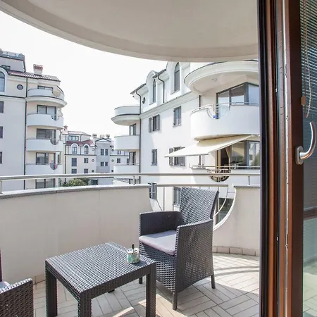 Primavera Daire *