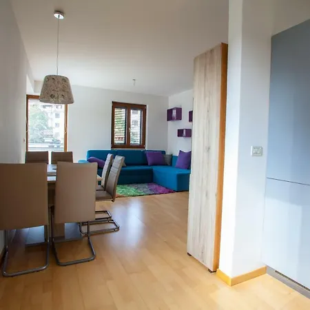 Primavera Apartment