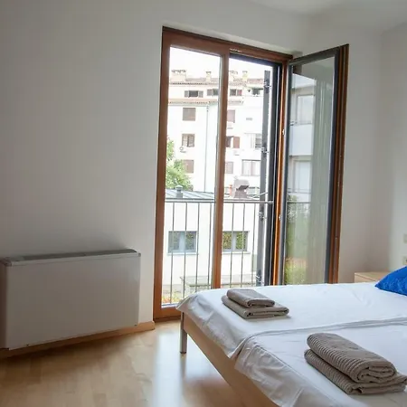 Primavera Apartment